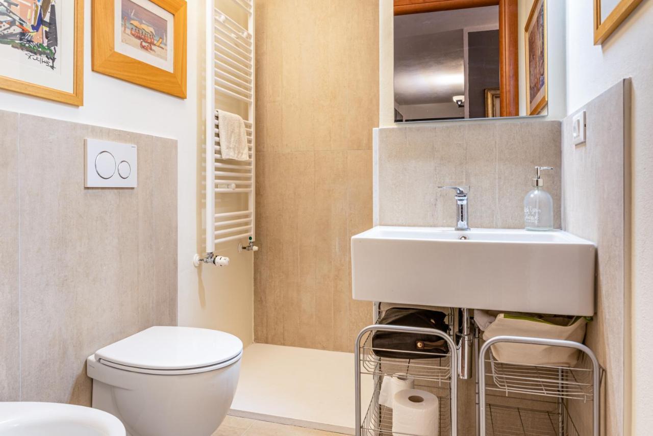 Piccola Venezia Canal View Charming Flat Ливорно Екстериор снимка